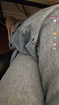 Snapshot of Kinkycouple1789 chatting on January 7, 4:08 am Kinkycouple1789 online show from January 7, 4:08 am