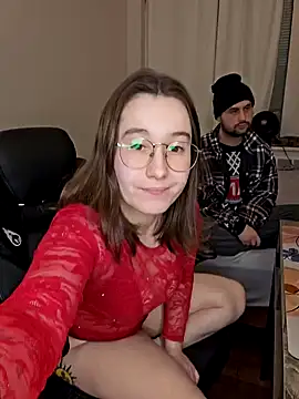 Snapshot of Kinkycouple1789 chatting on January 8, 7:13 am Kinkycouple1789 online show from January 8, 7:13 am