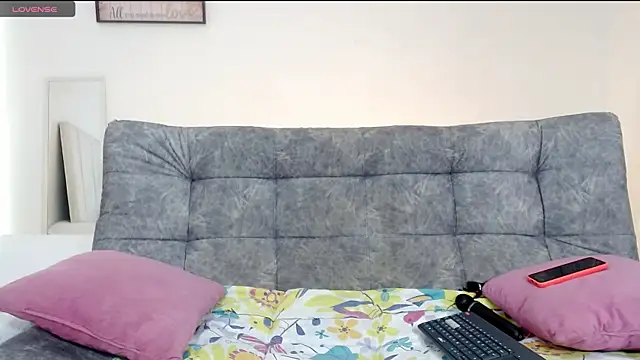 Mia fooxx  online show from February 10, 1:15 pm