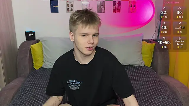 Snapshot of metratok chatting on February 13, 3:52 pm metratok online show from February 13, 3:52 pm