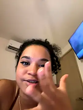 Lucy wilson5 online show from December 6, 9:54 am