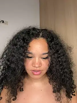 Lucy wilson5 online show from December 17, 6:56 am