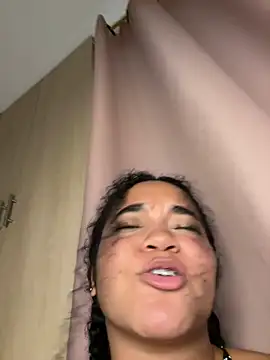 Lucy wilson5 online show from February 9, 9:58 am