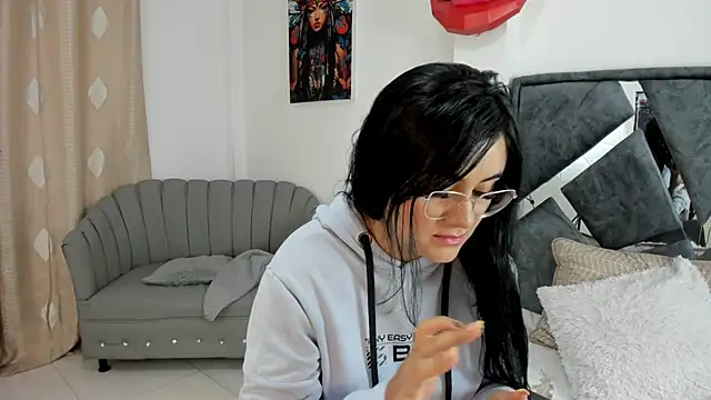 Dulce amg online show from May 19, 2:07 am