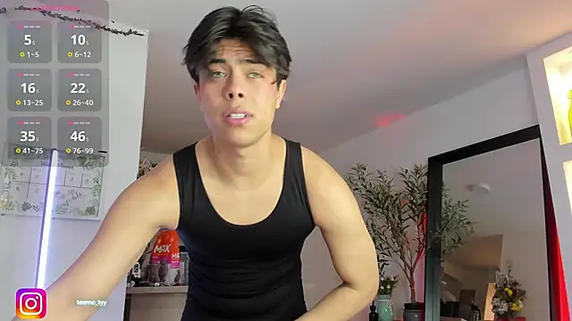 teemotwink online show from May 10, 9:42 pm