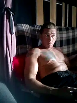 Lovely milk online show from October 29, 9:33 am