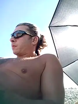 Lovely milk online show from October 31, 8:59 am