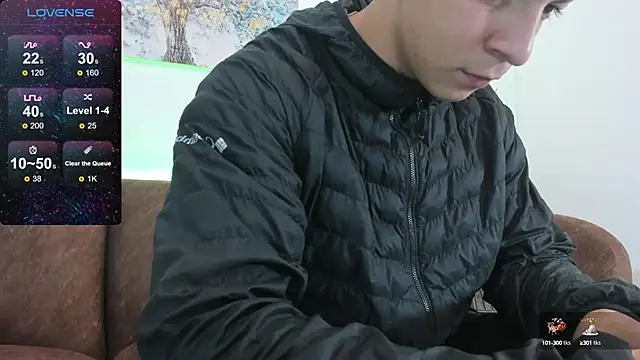 Snapshot of Samuel_Up chatting on January 22, 4:13 am Samuel Up online show from January 22, 4:13 am