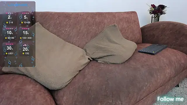 Snapshot of Samuel_Up chatting on March 9, 10:41 am Samuel Up online show from March 9, 10:41 am