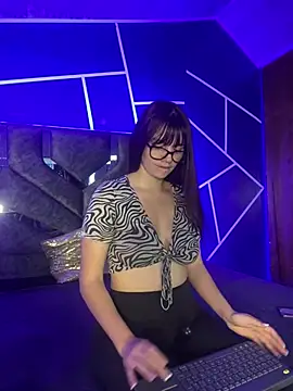 angel natural online show from January 21, 7:28 pm