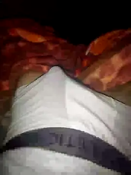 Snapshot of ch___ro69 chatting on February 24, 8:07 pm ch ro69 online show from February 24, 8:07 pm