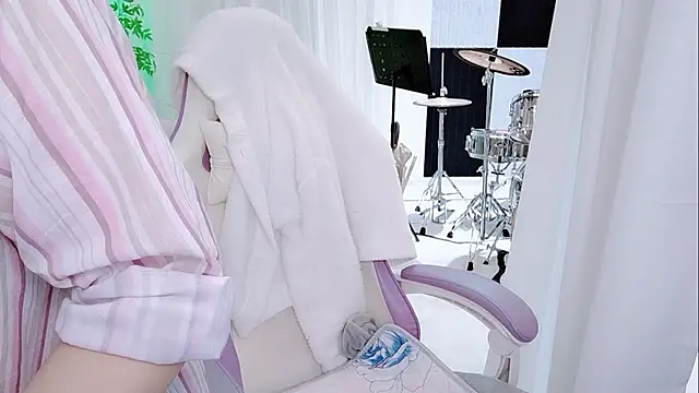 Vaness-a online show from November 20, 12:44 am