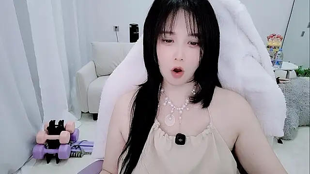 Vaness-a online show from March 25, 4:46 pm