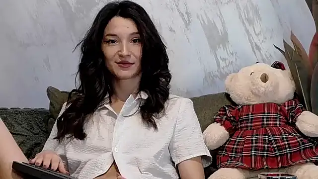 Snapshot of tayakayan chatting on February 3, 11:48 am tayakayan online show from February 3, 11:48 am