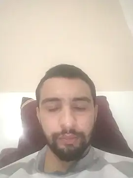 Hazembahloul online show from March 14, 3:56 am