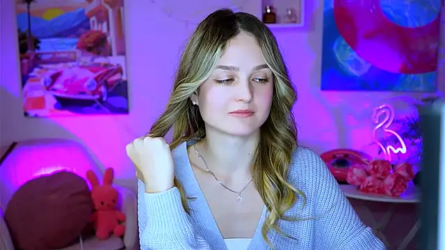 DeboraLarson online show from February 9, 6:47 pm