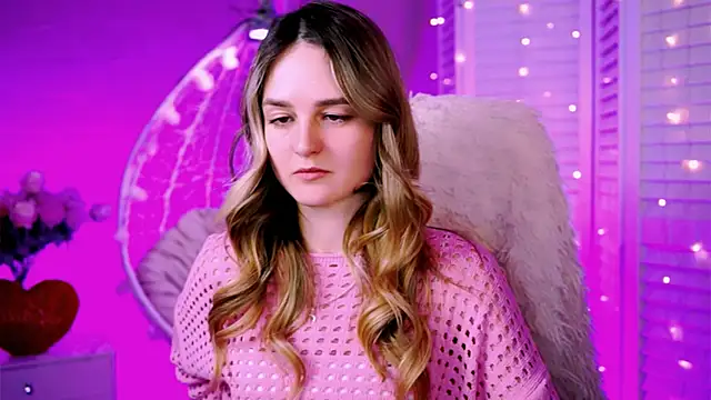 DeboraLarson online show from February 25, 9:46 pm