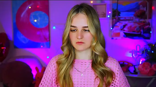 DeboraLarson online show from March 18, 3:53 am