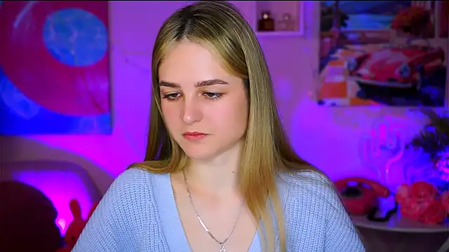 DeboraLarson online show from March 20, 4:18 am