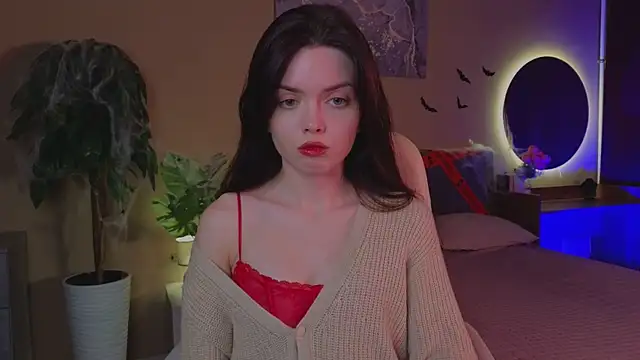 likeamoss online show from October 24, 2:13 pm