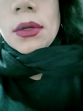 Snapshot of Kasandra02 chatting on March 1, 3:32 am Kasandra02 online show from March 1, 3:32 am