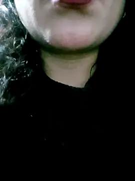 Snapshot of Kasandra02 chatting on March 7, 3:40 am Kasandra02 online show from March 7, 3:40 am