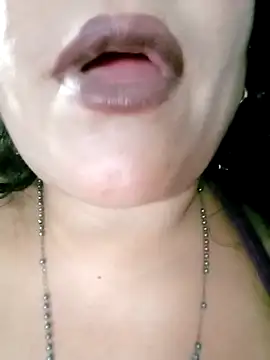 Snapshot of Kasandra02 chatting on March 21, 4:49 am Kasandra02 online show from March 21, 4:49 am