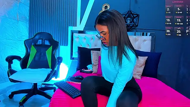 alexa andherson online show from January 24, 6:56 pm