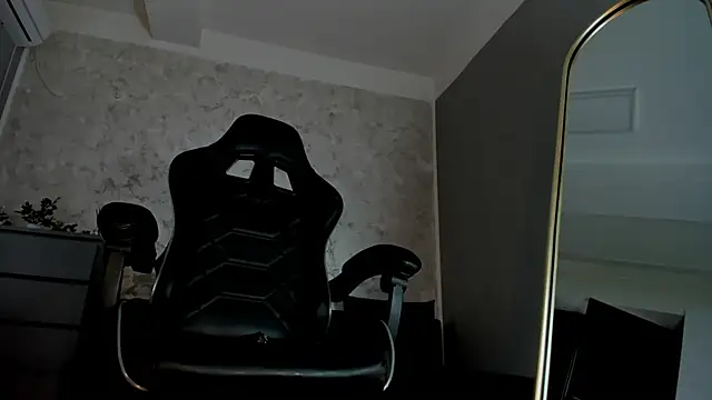 Snapshot of Ivy_belle chatting on February 1, 11:54 am Ivy belle online show from February 1, 11:54 am