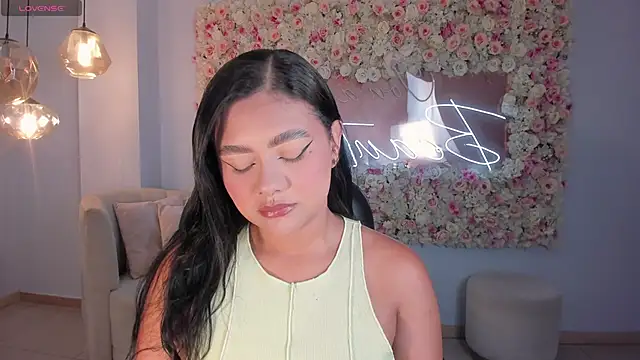 GabriellaLee online show from April 30, 3:35 am