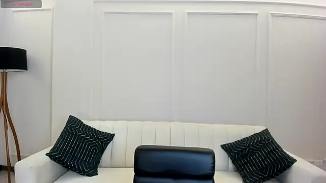 Snapshot of StacyWoods chatting on March 7, 10:35 am StacyWoods online show from March 7, 10:35 am