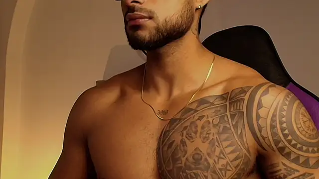 LiamGarcia1 online show from January 17, 6:44 pm