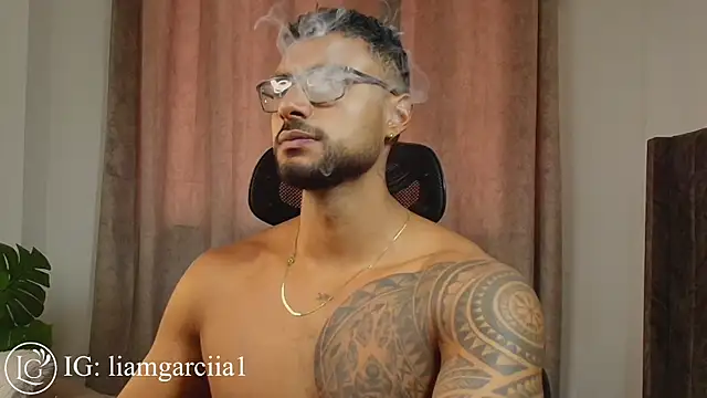 LiamGarcia1 online show from March 19, 5:50 pm