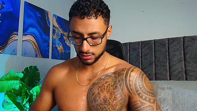 LiamGarcia1 online show from September 19, 1:45 pm