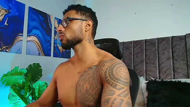 LiamGarcia1 online show from September 24, 3:26 pm