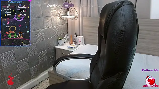 loistwink  online show from December 31, 6:37 am