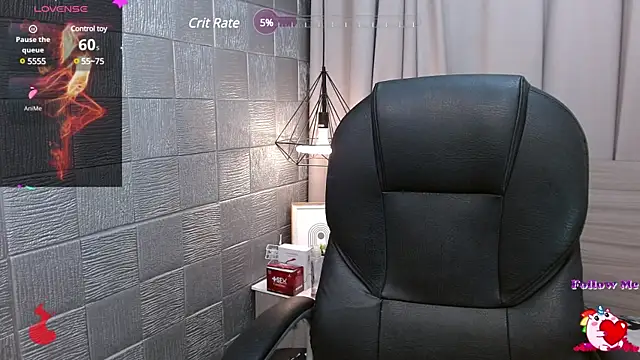 loistwink  online show from January 19, 6:42 am