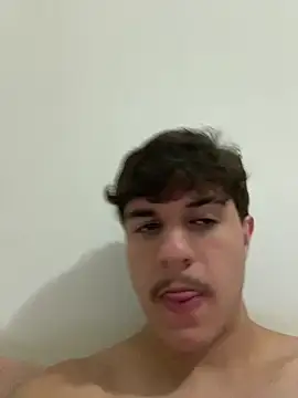 latinohvz online show from December 22, 4:20 am