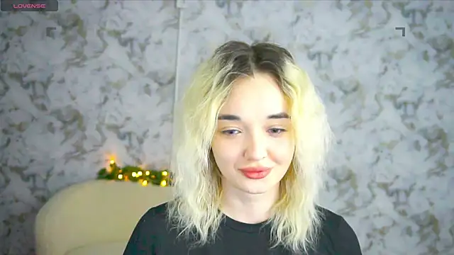 Ashley S online show from May 7, 10:26 pm