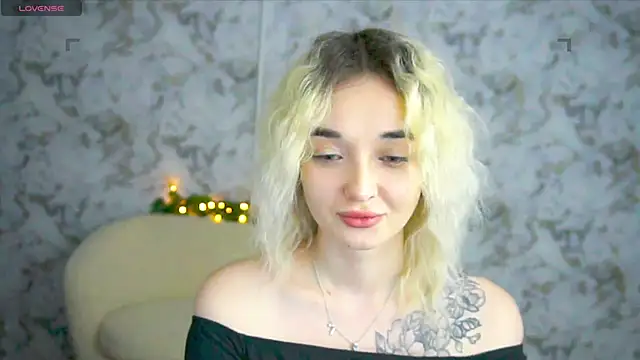 Ashley S online show from May 10, 10:26 pm