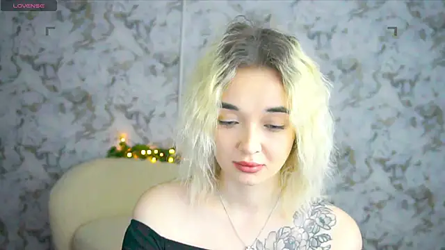 Ashley S online show from May 13, 10:17 pm