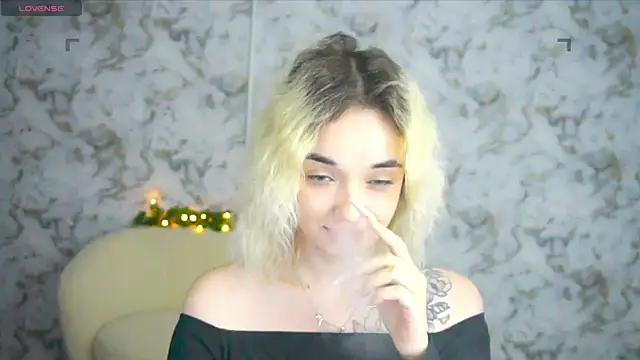 Ashley S online show from May 14, 10:27 pm
