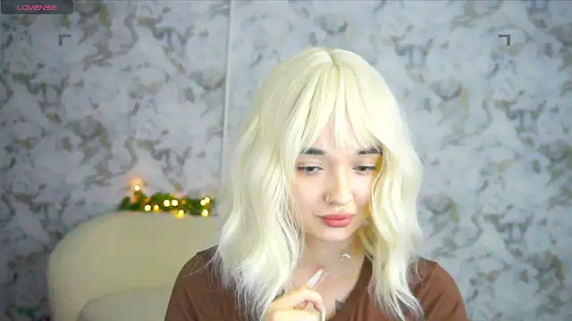Ashley S online show from May 18, 10:26 pm