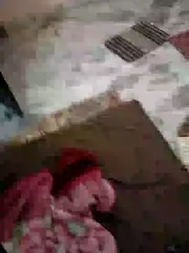 Snapshot of AuntyLover_BhabhiLover_ chatting on December 5, 4:53 am AuntyLover BhabhiLover online show from December 5, 4:53 am
