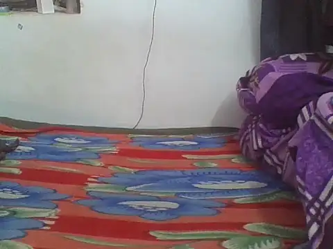 AuntyLover BhabhiLover  online show from February 10, 11:58 am