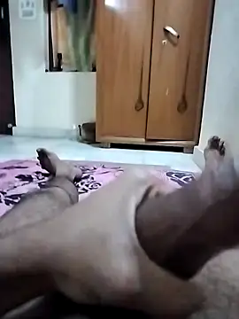 Snapshot of Thefatcockguy69x chatting on January 7, 5:21 am Thefatcockguy69x online show from January 7, 5:21 am