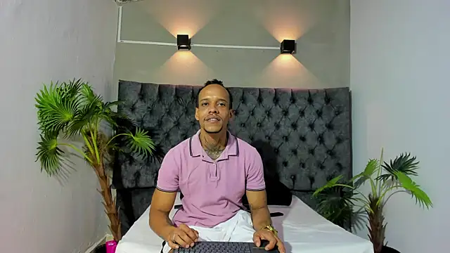 Salomon koude online show from May 10, 6:57 pm