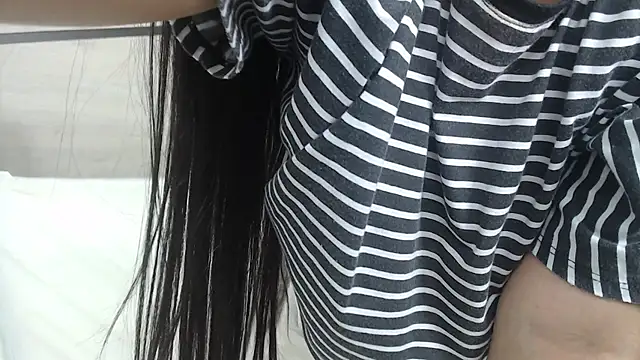 sussy leon online show from December 21, 6:55 pm