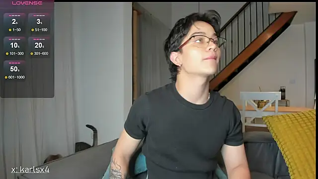 Snapshot of ajordanR chatting on March 19, 11:20 pm ajordanR online show from March 19, 11:20 pm