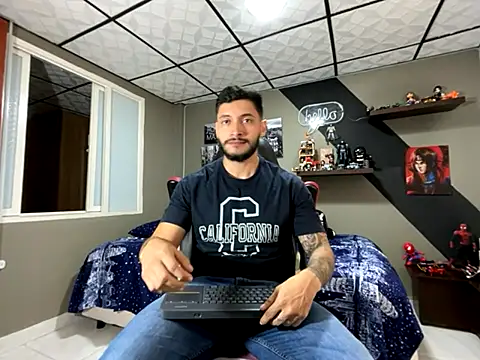 marcel crawford96 online show from October 12, 1:32 pm